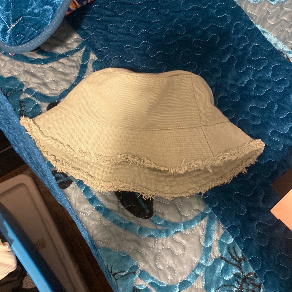 Aeropostale Mint Green Bucket Hat